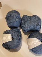 at:  Schachenmayr Wolle  blau, 4 Knäuel