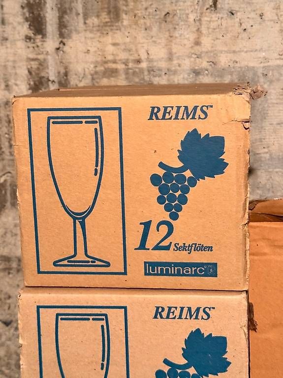 Verres: Sektgläser – D'occasion à Eschenbach LU par tam_98wj