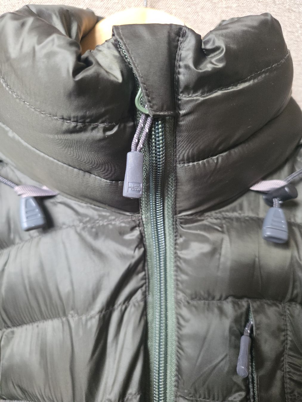 Giacche: Very warm winter Jacket Olive Green Size M – Nuovo (secondo la descrizione) da Schwerzenbach venduto da pio_qjh9 7
