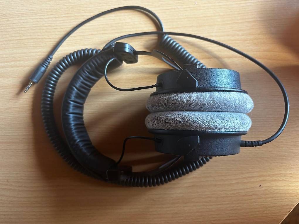 Casques audio: Beyerdynamic DT 990 Pro 250 Ohm  offene Studio-Kopfhörer – D'occasion à St. Gallen par yun_2ftv 2