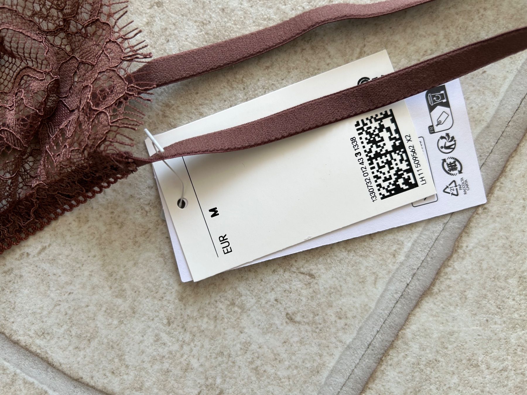 H&M Altra biancheria intima: Soutien-gorge Brallet H&M neuf M – Nuovo e nell'imballaggio originale da Courroux venduto da Yermakova 5