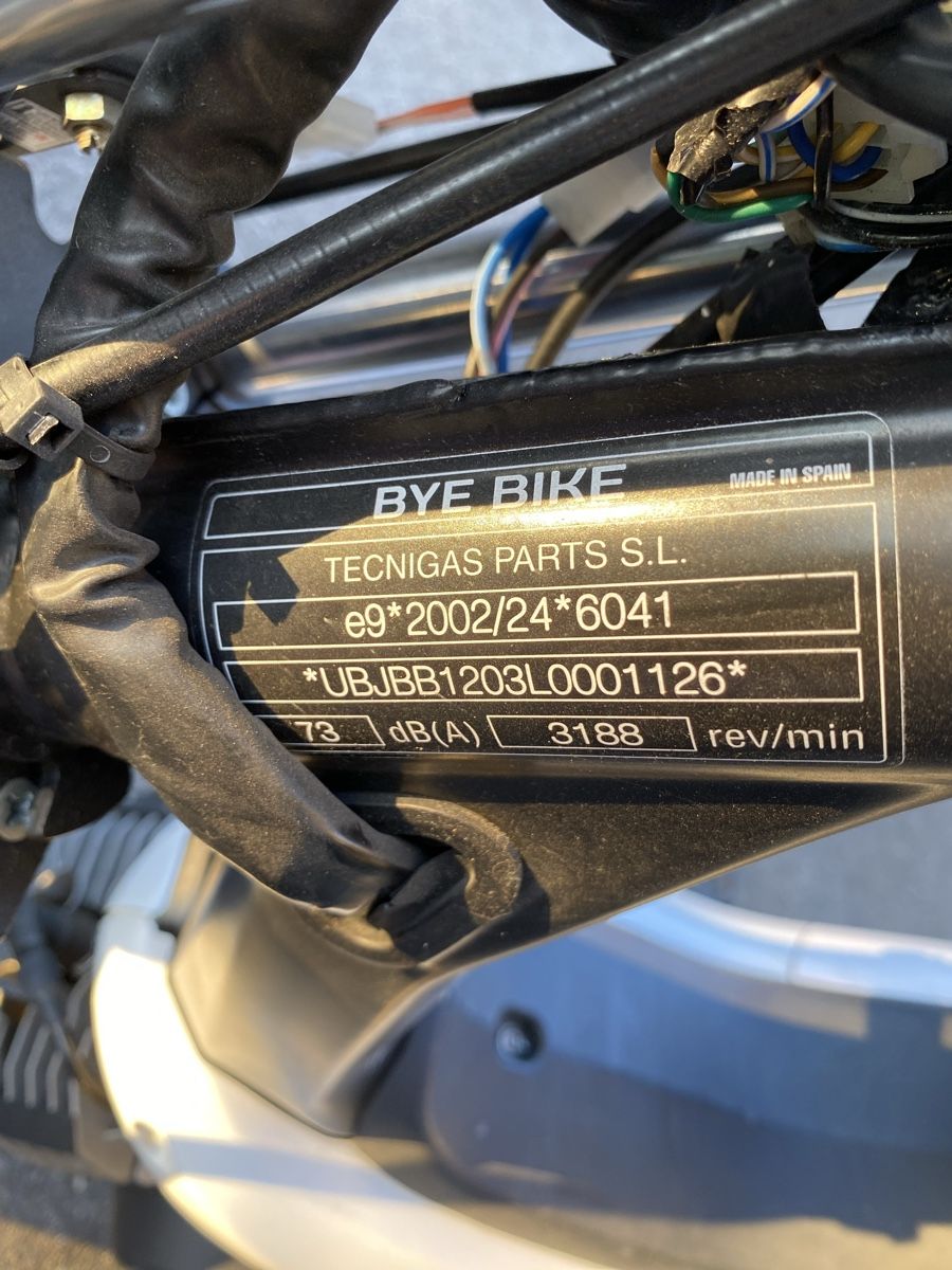 Ciclomotori: Bye Bike Mofa mit extra Ausstattung – Usato da Steffisburg venduto da Bschm72 5