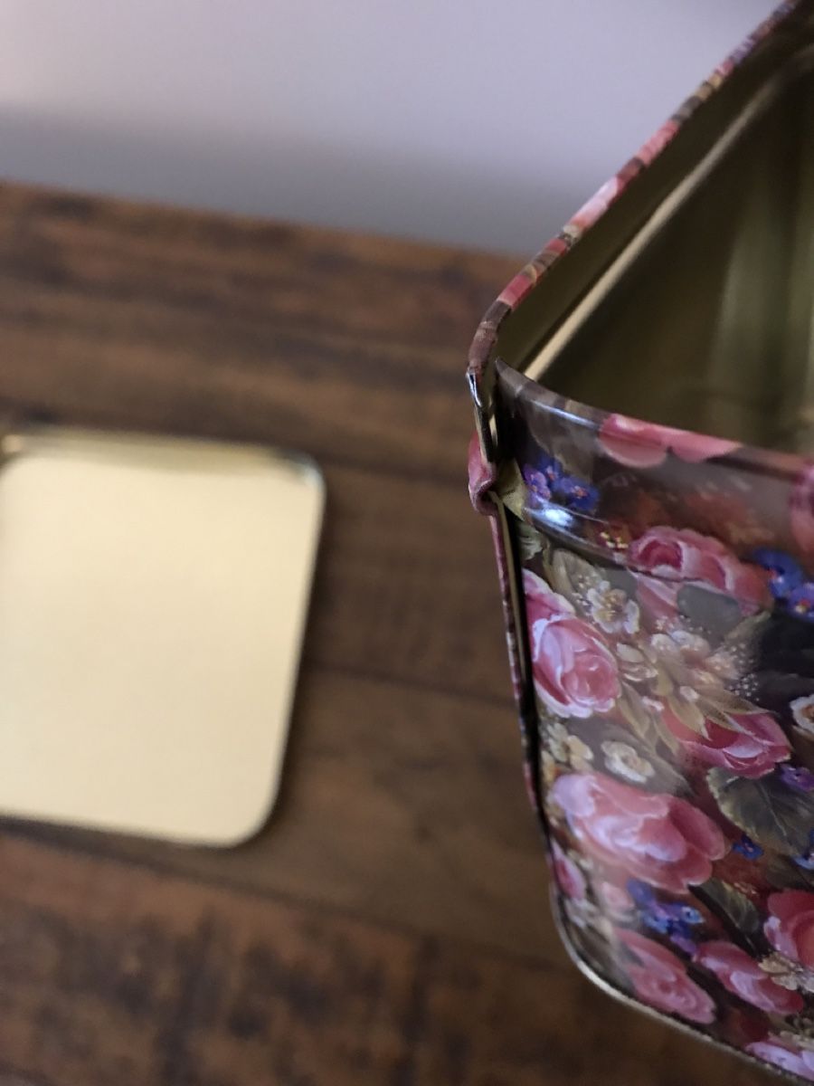 Sonstige Dekorationen & Accessoires: Vintage Blechdose mit Rosenmotiv – Gebraucht aus Rapperswil SG von cosiba01 6