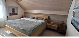Holzbett Eiche massiv Doppelbett mit Lattenrost gute Zustand