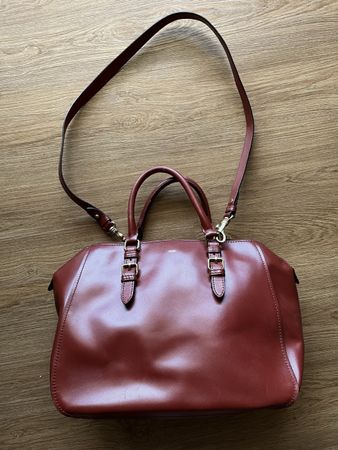 Schöne Tasche von Joop / geräumig / rostrot