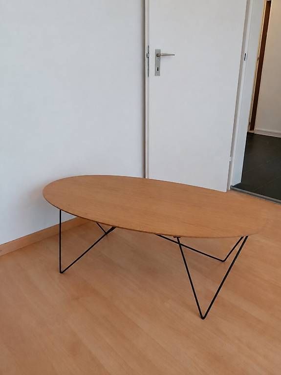 Tables: Kleiner Tisch von OTTOS  CHF 35 – D'occasion à Langenthal par kat_fcy9 1