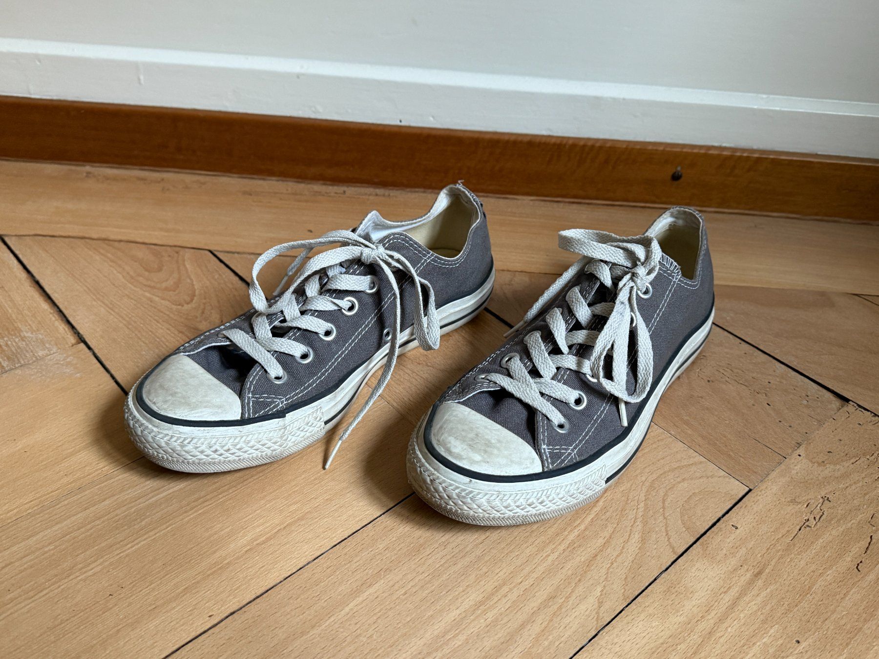 Converse Damenschuhe: CONVERSE - Chucks Sneaker grau 38 – Gebraucht aus Zürich von Diazaio