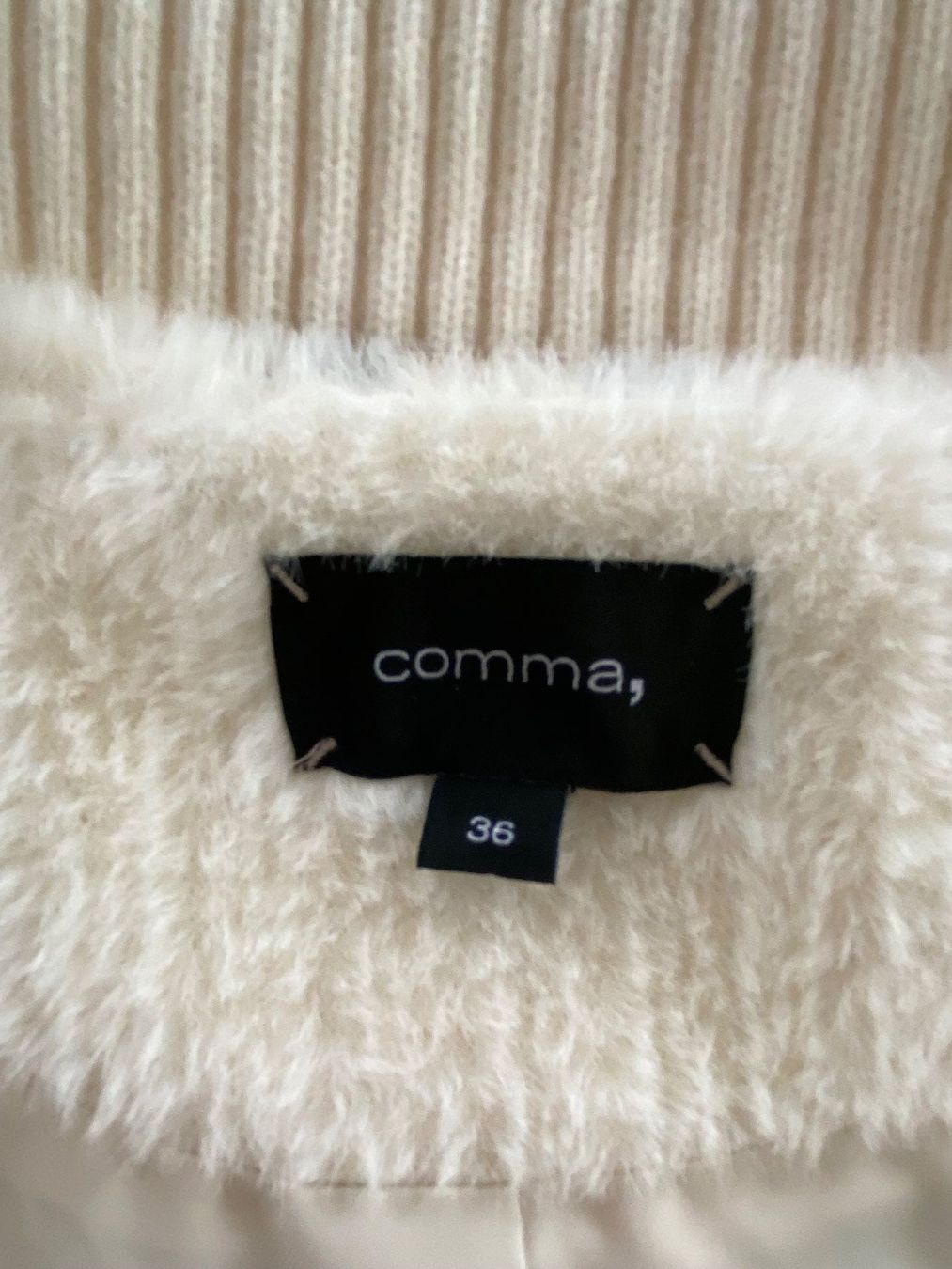 Comma Giacche: Comma - weiches Woll-Cape mit Stehkragen – Usato da Degersheim venduto da Bai0 4