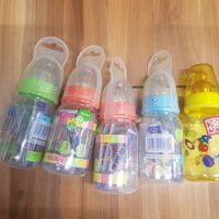 4 Nüby Flaschen und 1 Fashy L5