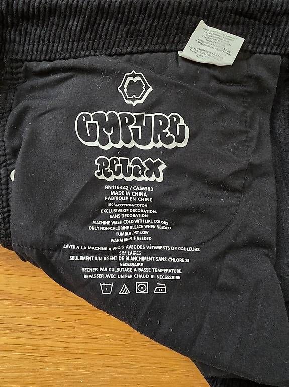 Pantalons: empyre hose – D'occasion à Winterthur par Weihong 1