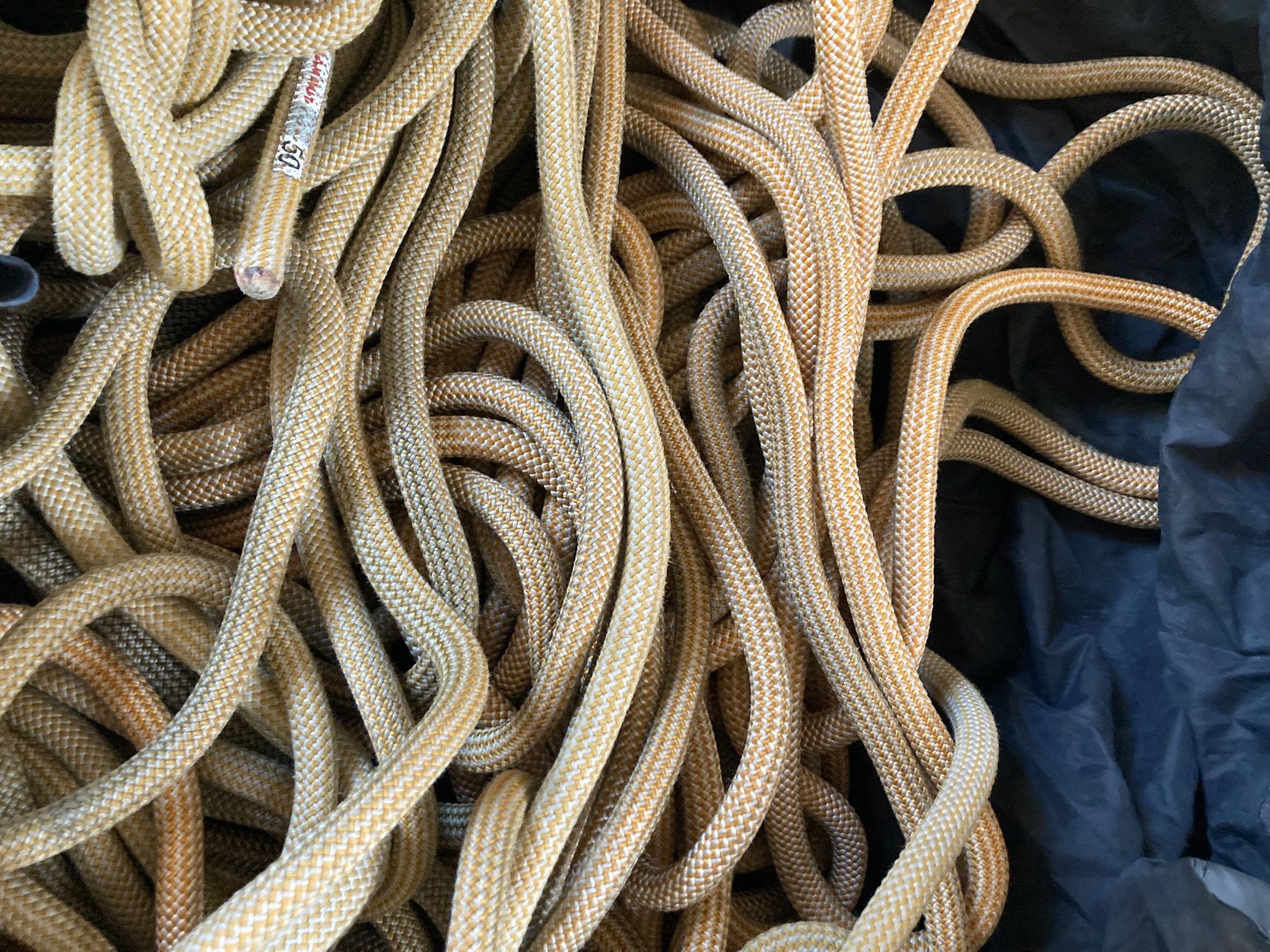 Kletterausrüstungen: Kletterseil – Gebraucht aus Birsfelden von S.Zahno