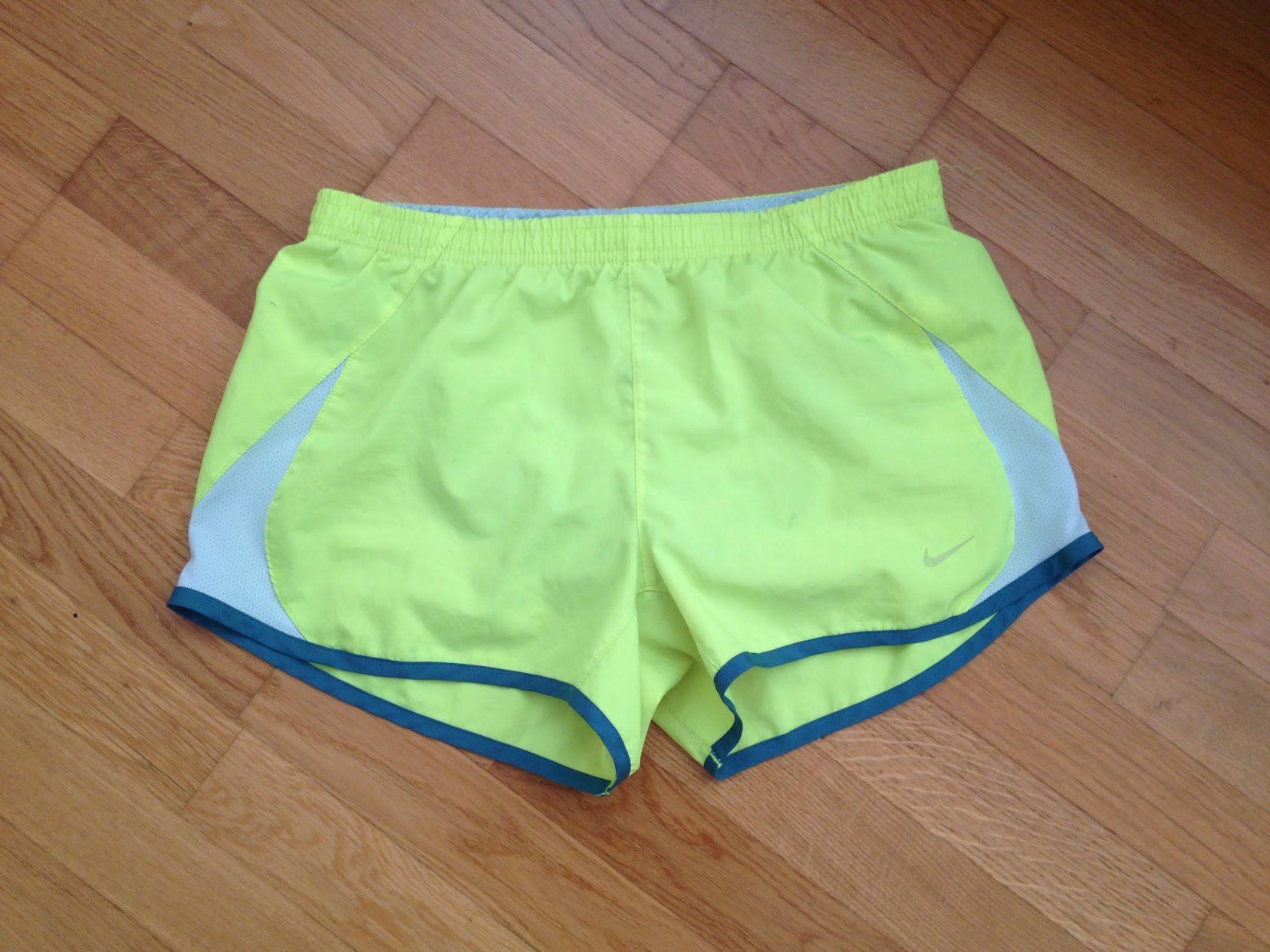 Nike Hosen: Sport Shorts Nike – Gebraucht aus Dübendorf von Fip05