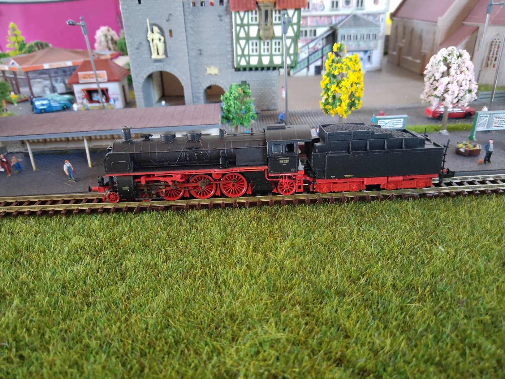 Trix Modelleisenbahnen: Minitrix DRG BR18 DCC Sound Neuwertig  – Neu und originalverpackt aus Romanshorn von jar_rxt9