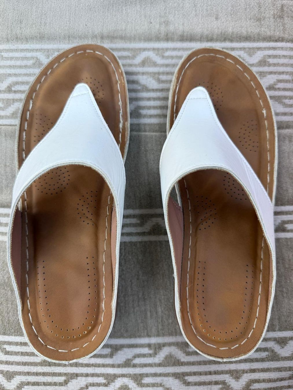 Scarpe da donna: Flip-Flops – Usato da Flawil venduto da Stella_3