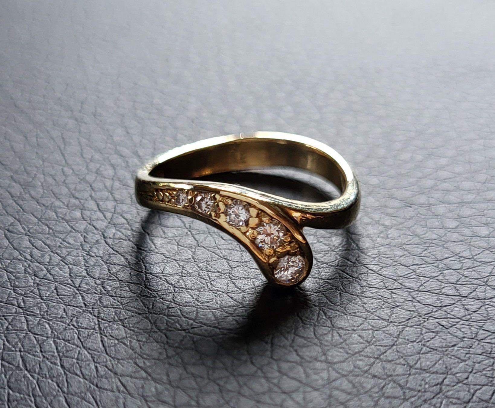 Anelli: Gold 750 Ring Mit Brillanten – Usato da Wald ZH venduto da Dasilver