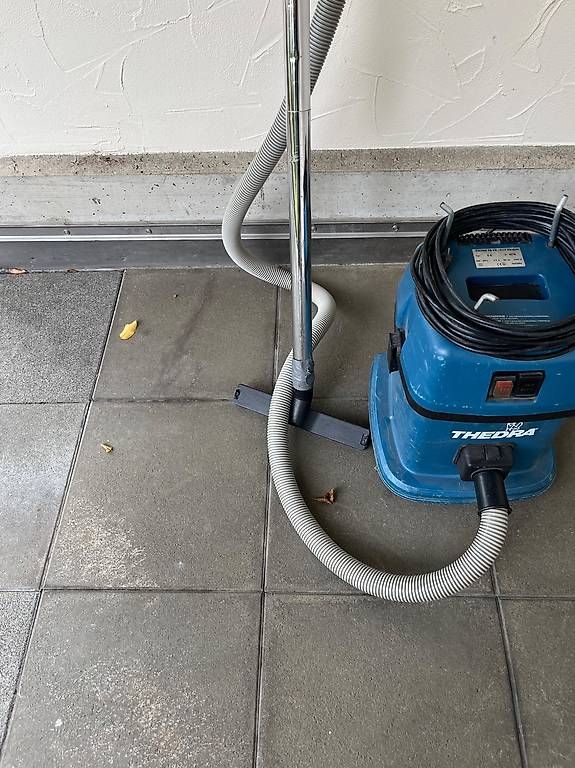 Aspirateurs & Accessoires: Staubsaugern – D'occasion à Bremgarten b. Bern par Rebollo1 4