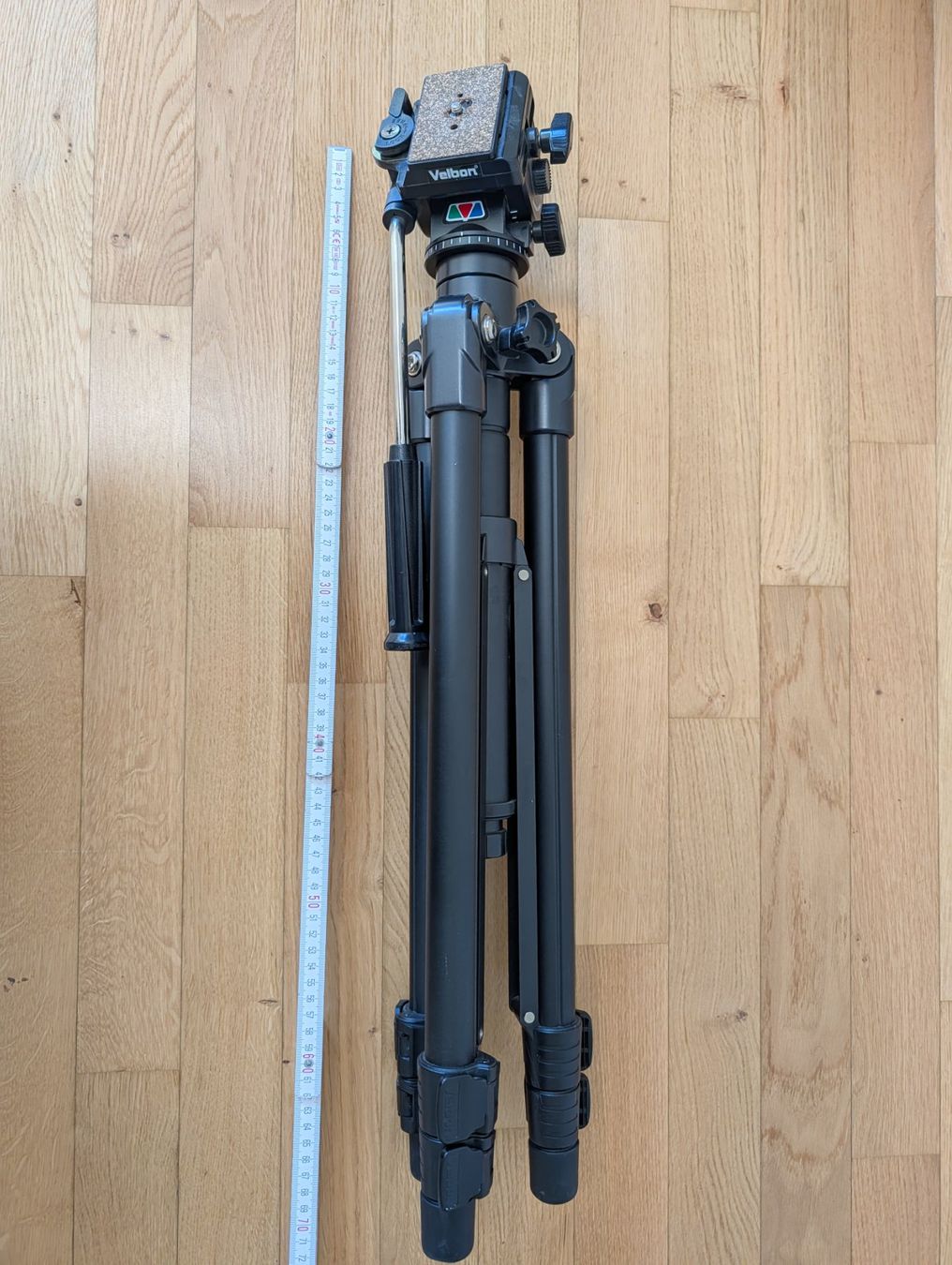 Videocamere: Velbon DV-7000 Videostativ mit Fluidkopf – Usato da Winterthur venduto da chbitzi 6