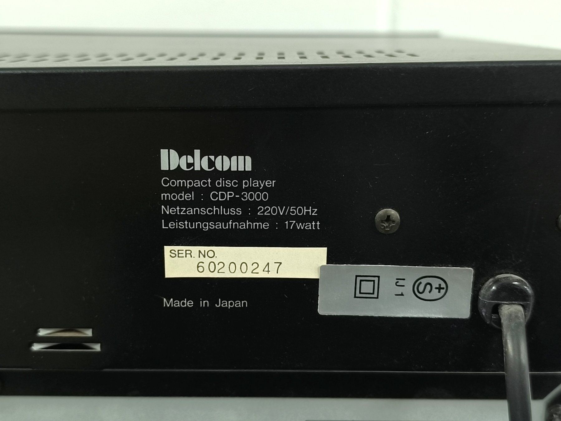 Sanyo Ricevitori: Sanyo V73 Stereo Receiver & Delcom CD-Player geprüft – Usato da Rüti ZH venduto da Restwert_Rueti_ZH 5