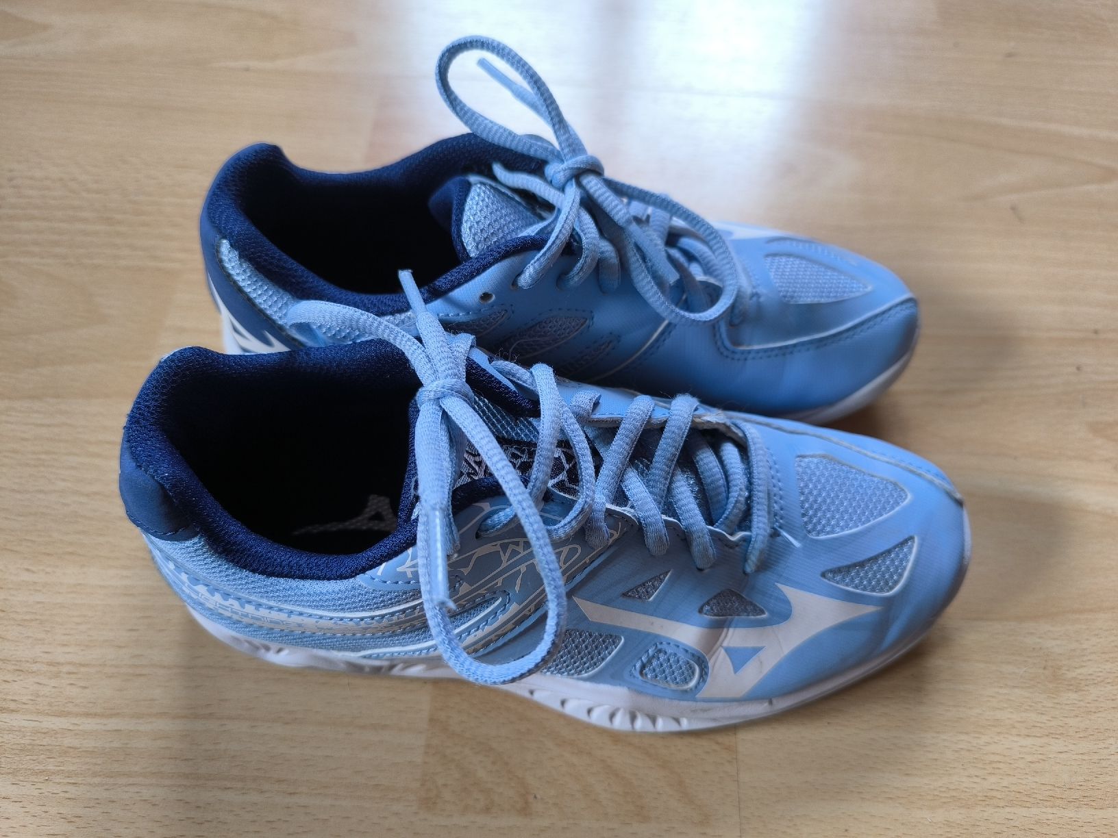 Mizuno Scarpe da uomo: baskets Mizuno 34,5 – Usato da Arnex-sur-Orbe venduto da mbdaso