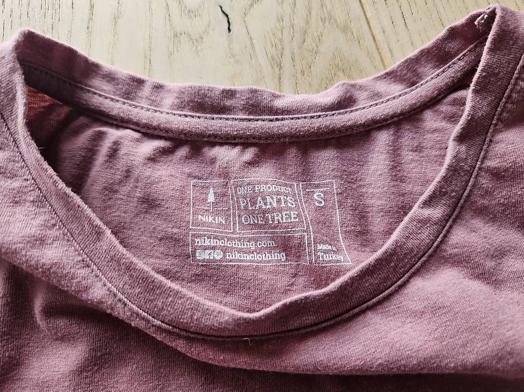 T-shirt: T-Shirts Nikin Grösse S – Usato da Kiesen venduto da Marie34 1