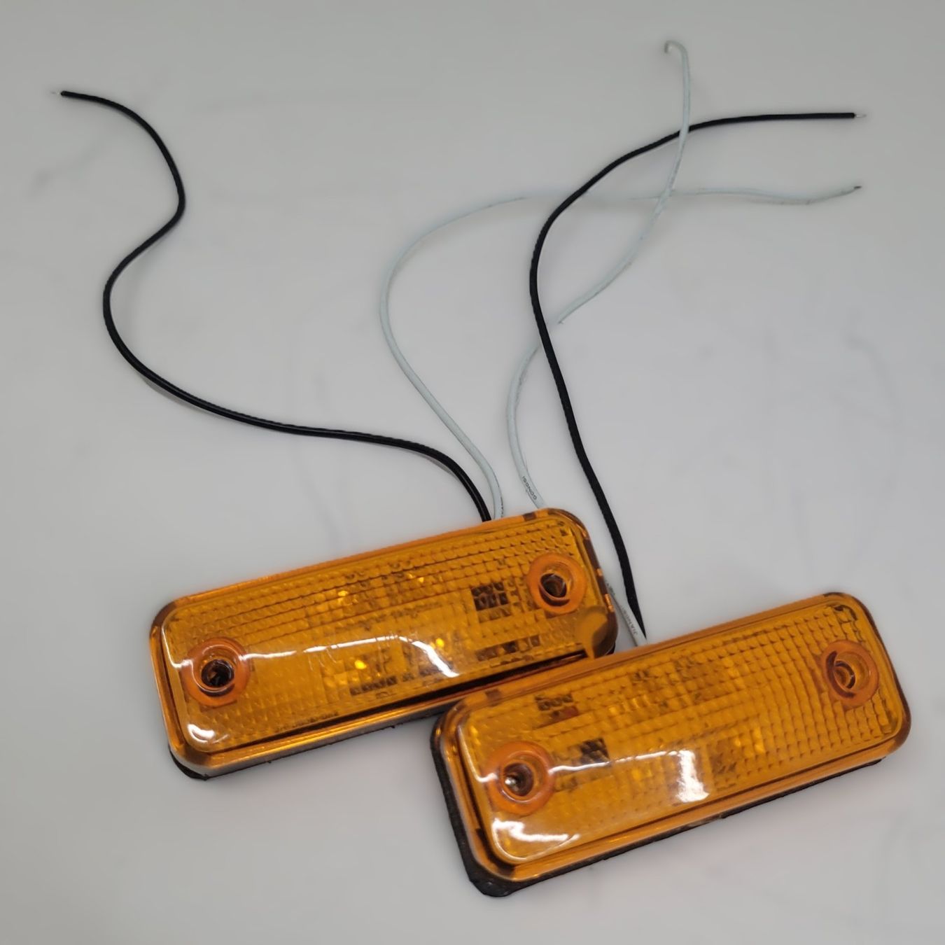 Tutti pezzi di ricambio auto: 2Stück, Seitenblinklicht 10-30V – Nuovo (secondo la descrizione) da Unterseen venduto da Sekundus 2