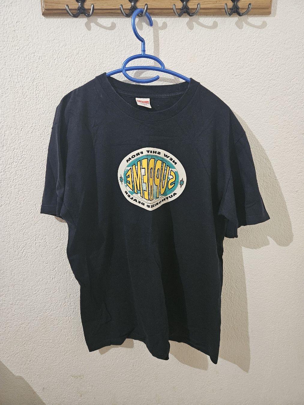 T-shirt: Supreme – Usato da Dottikon venduto da damianolucia98