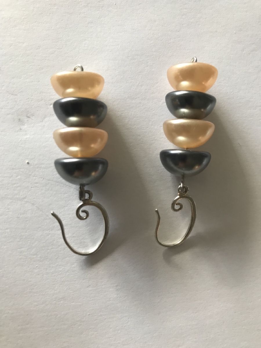 Orecchini pendenti & Orecchini a lobo: Boucles d’oreilles en perles synthétiques  – Usato da Grimisuat venduto da eliseba88 4
