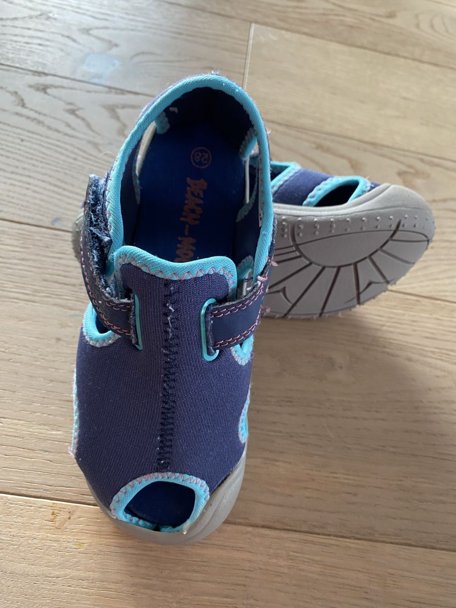 Scarpe per ragazzi: Badeschuhe, Wasserschuhe Grösse 28 – Usato da Lachen/SZ venduto da Flower2