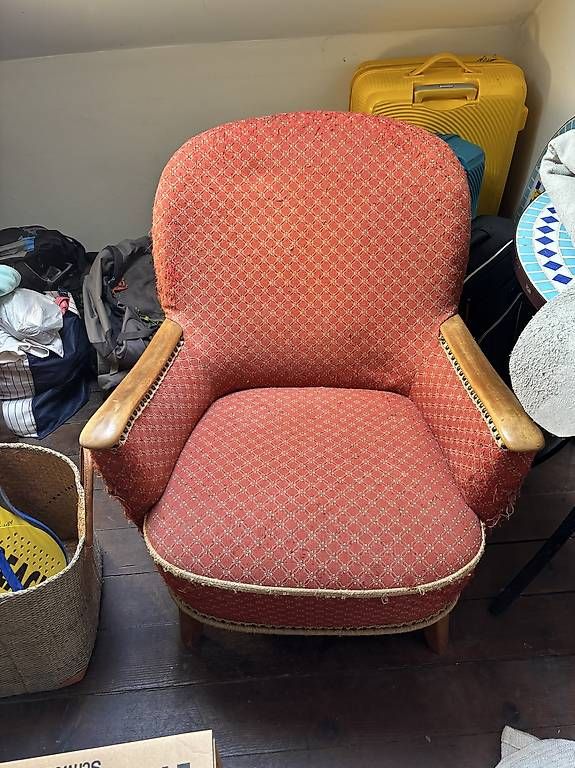 Poltrone: Fauteuil vintage vieux rose – Usato da Neuchâtel venduto da man_5dqd