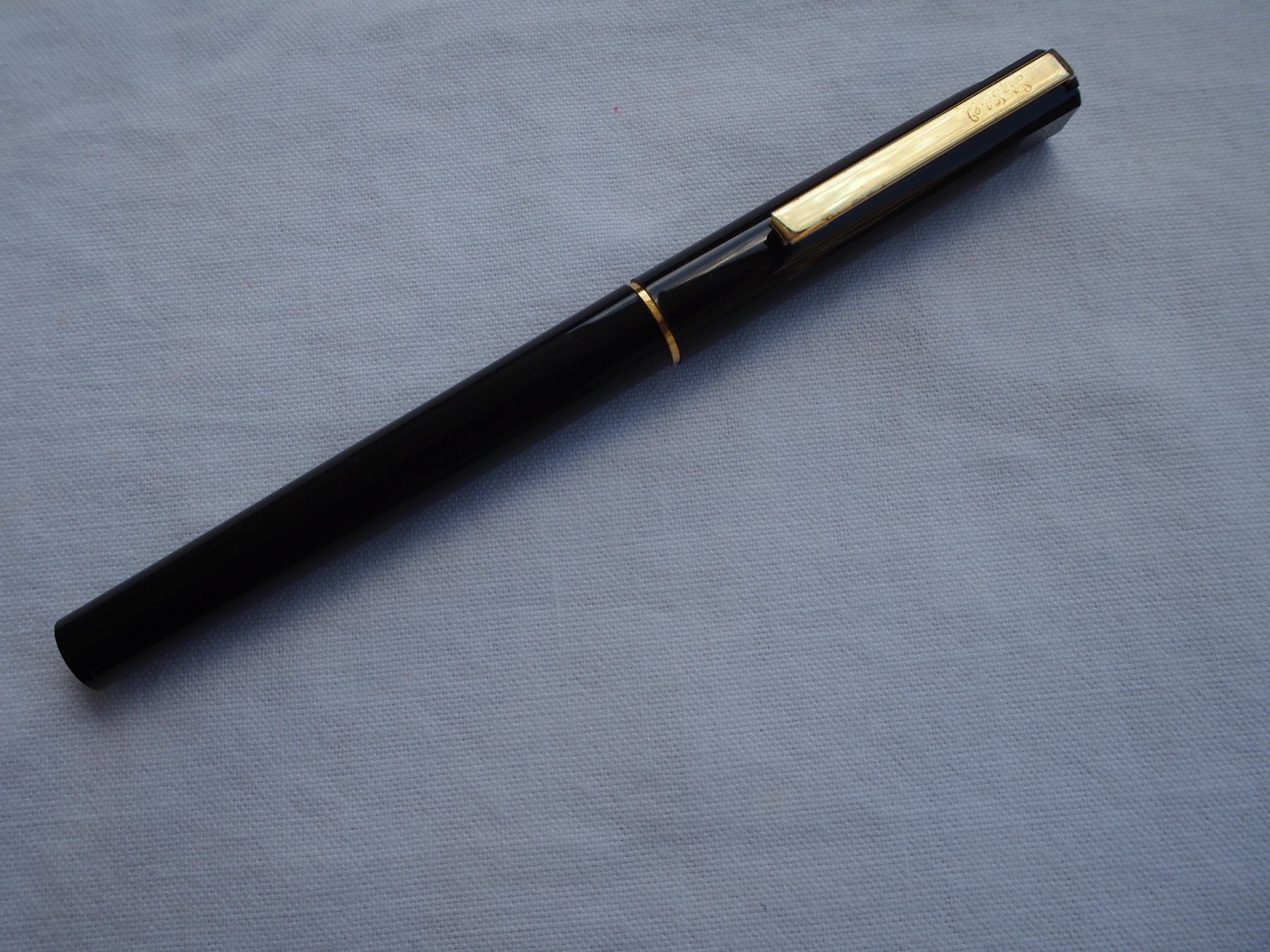 Penna & Evidenziatori: Stylo plume. 1980/90 – Usato da Meyrin venduto da SRkaem