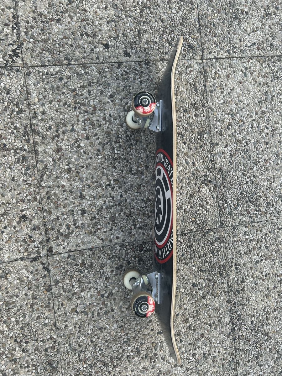 Element Skateboards: Skate Element – Usato da Biel/Bienne venduto da geb_y8bh 1