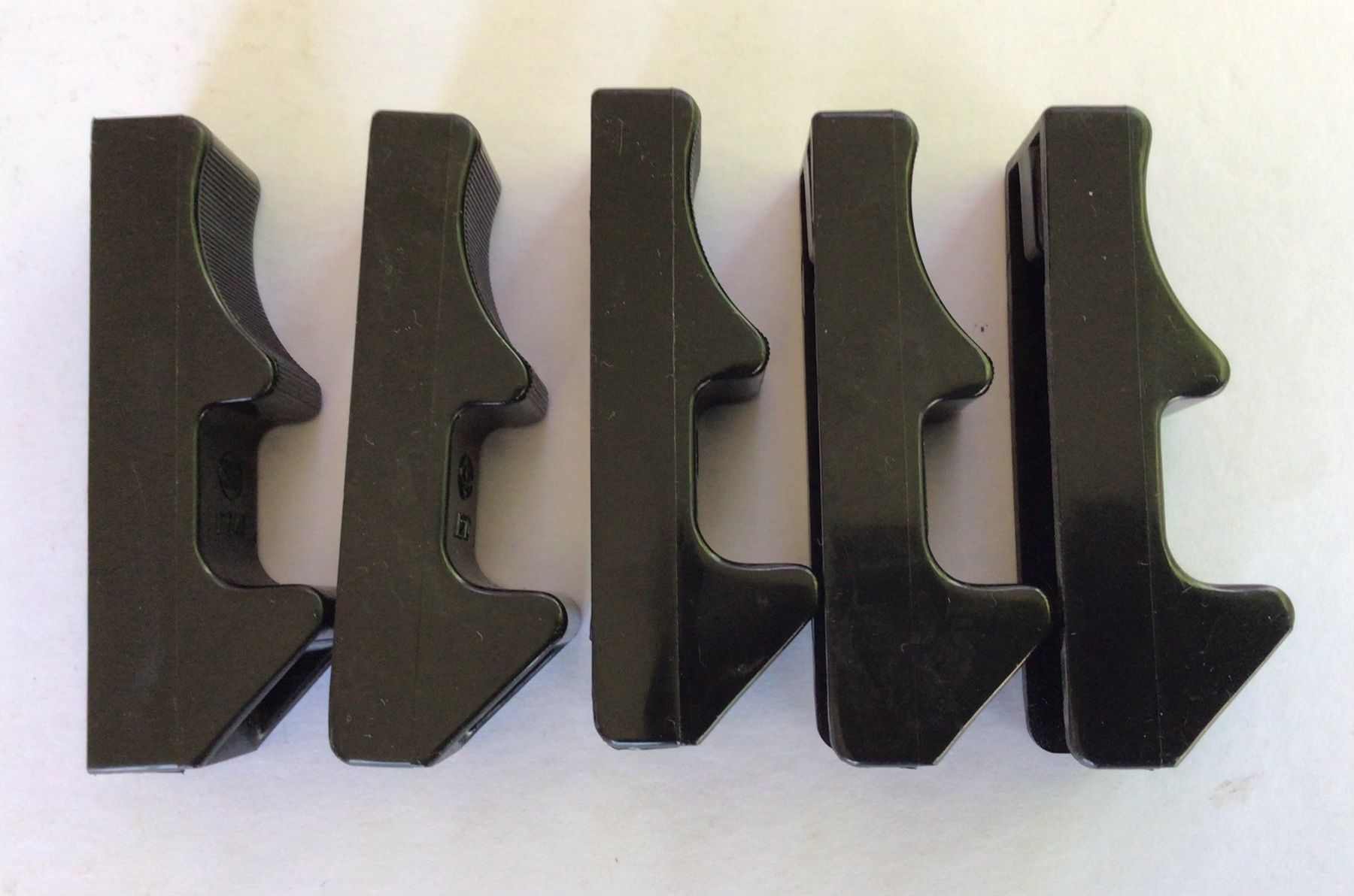 Tiro a segno: 5 SIG P210 Magazinladehilfen – Usato da Biel/Bienne venduto da Bedretto 1