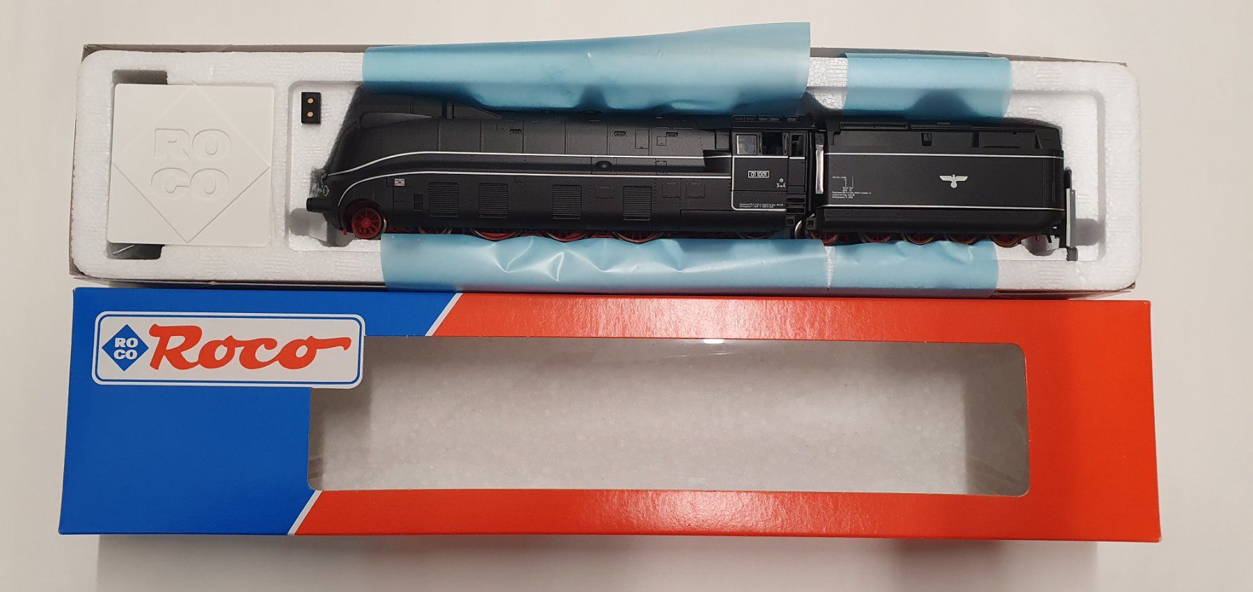 Roco Modelleisenbahnen: Roco 63205 DRG BR 011001 Stromlinienverkleidung, mit Decoder – Neu und originalverpackt aus Würenlos von juruth