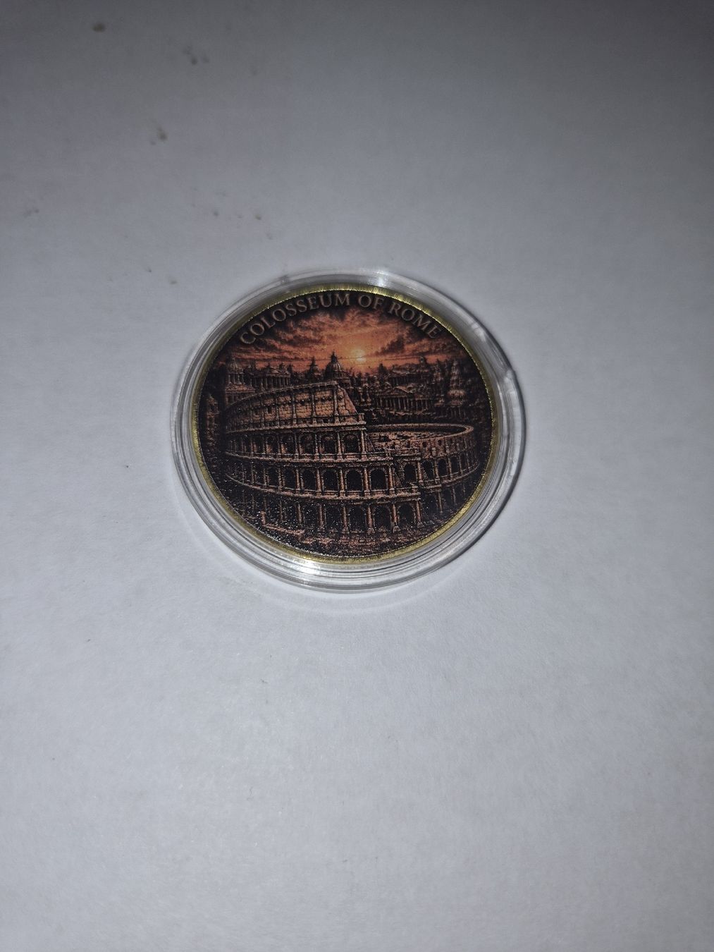 Toutes les monnaies: Pièce commémorative Colisee de Rome – Neuf (Voir description) à Senèdes par hen_fw8b