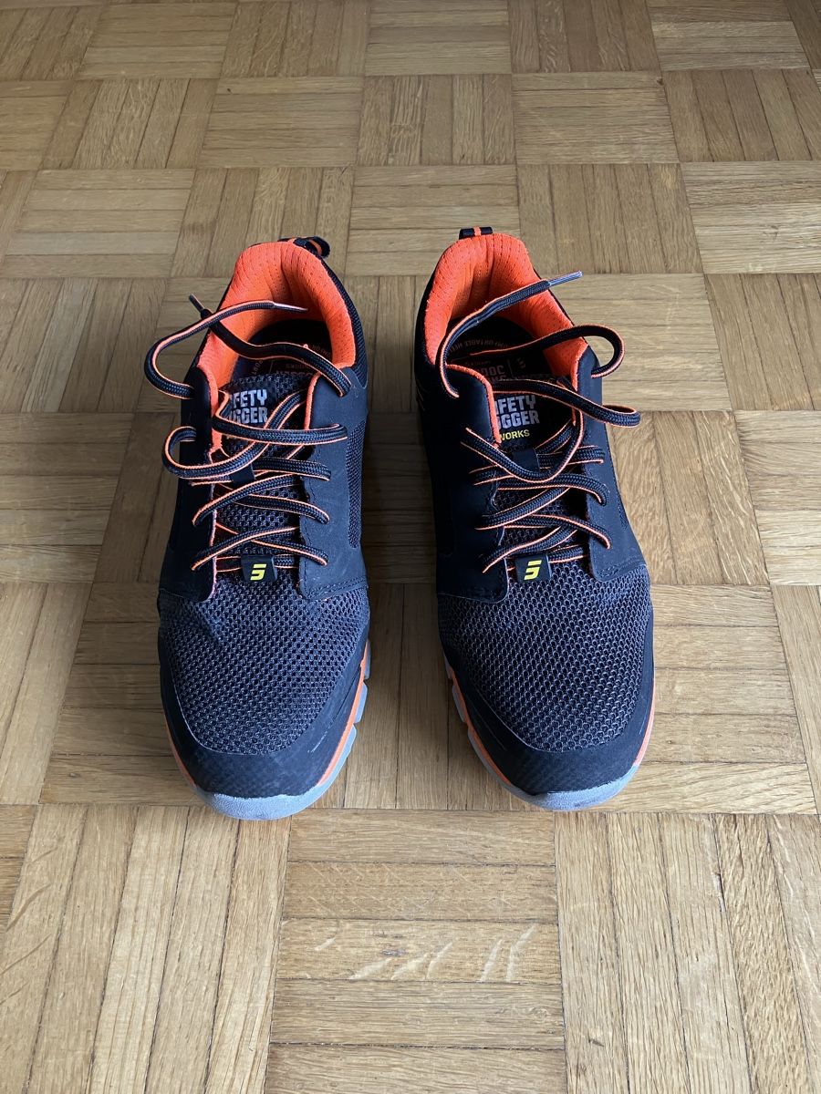 Scarpe da uomo: Stahlkappenschuhe – Usato da Emmenbrücke venduto da nne_hm9j