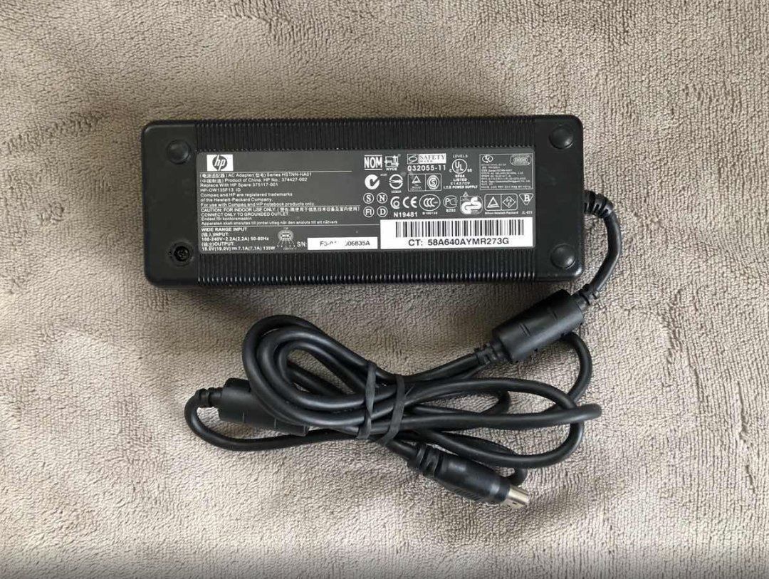 PC: HP-OW135F13 ID Netzteil – Usato da MAGDEN venduto da GoldenEagle2020