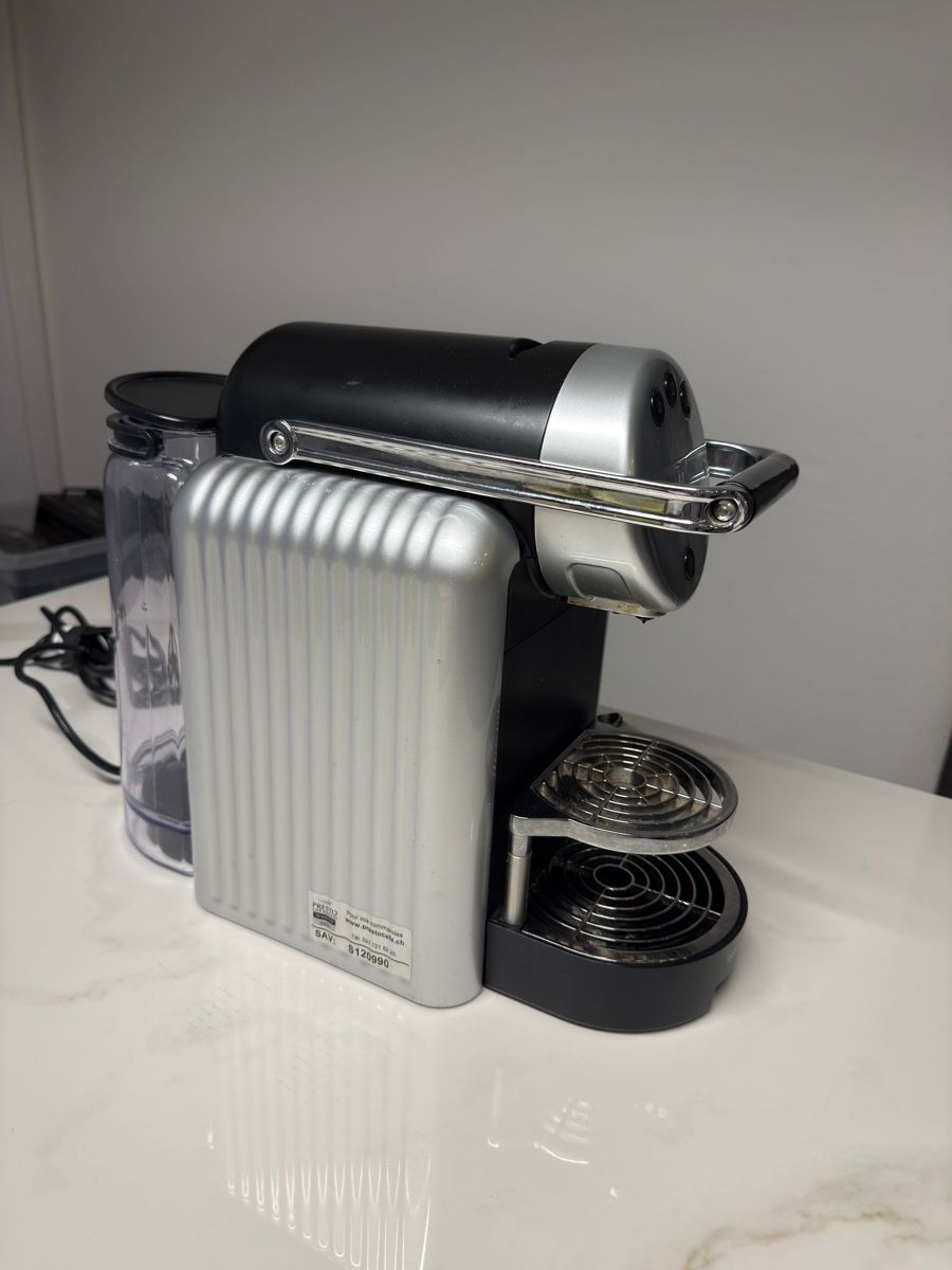 Nespresso Macchine per caffè & Macchine per espresso: Nespresso Zenius ZN100 – Usato da Zürich venduto da Gazo_11 1