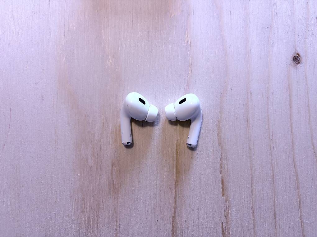 Apple Cuffie: Airpods Pro 2 – Usato da Cully venduto da art_6l9y 3