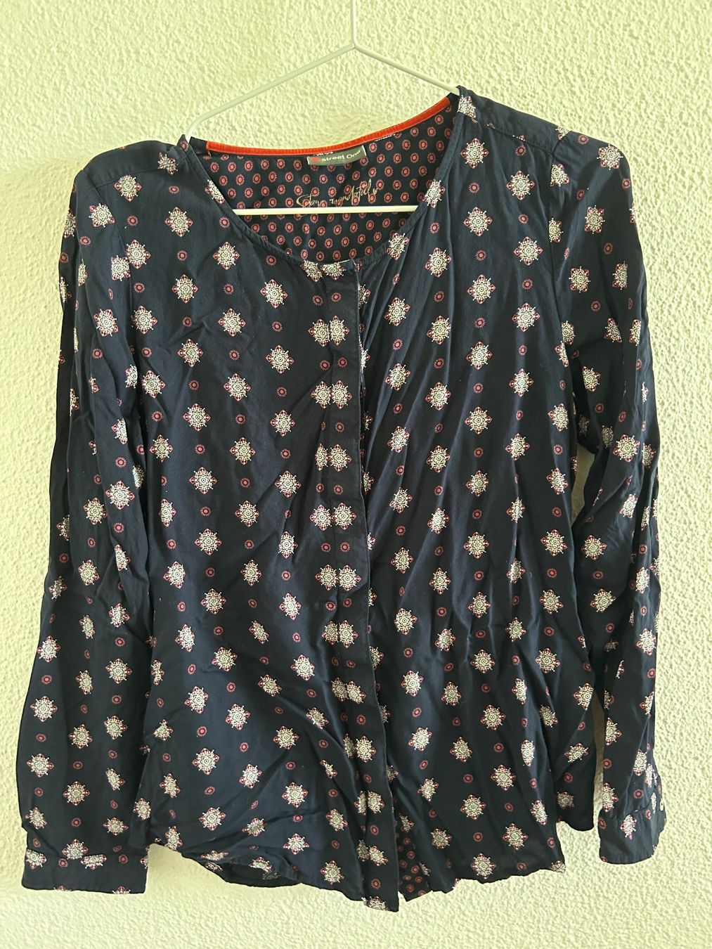 Esprit Camicette: Street One Bluse, Grösse 36, dunkelblau mit Muster – Usato da Ebikon venduto da magdasophia