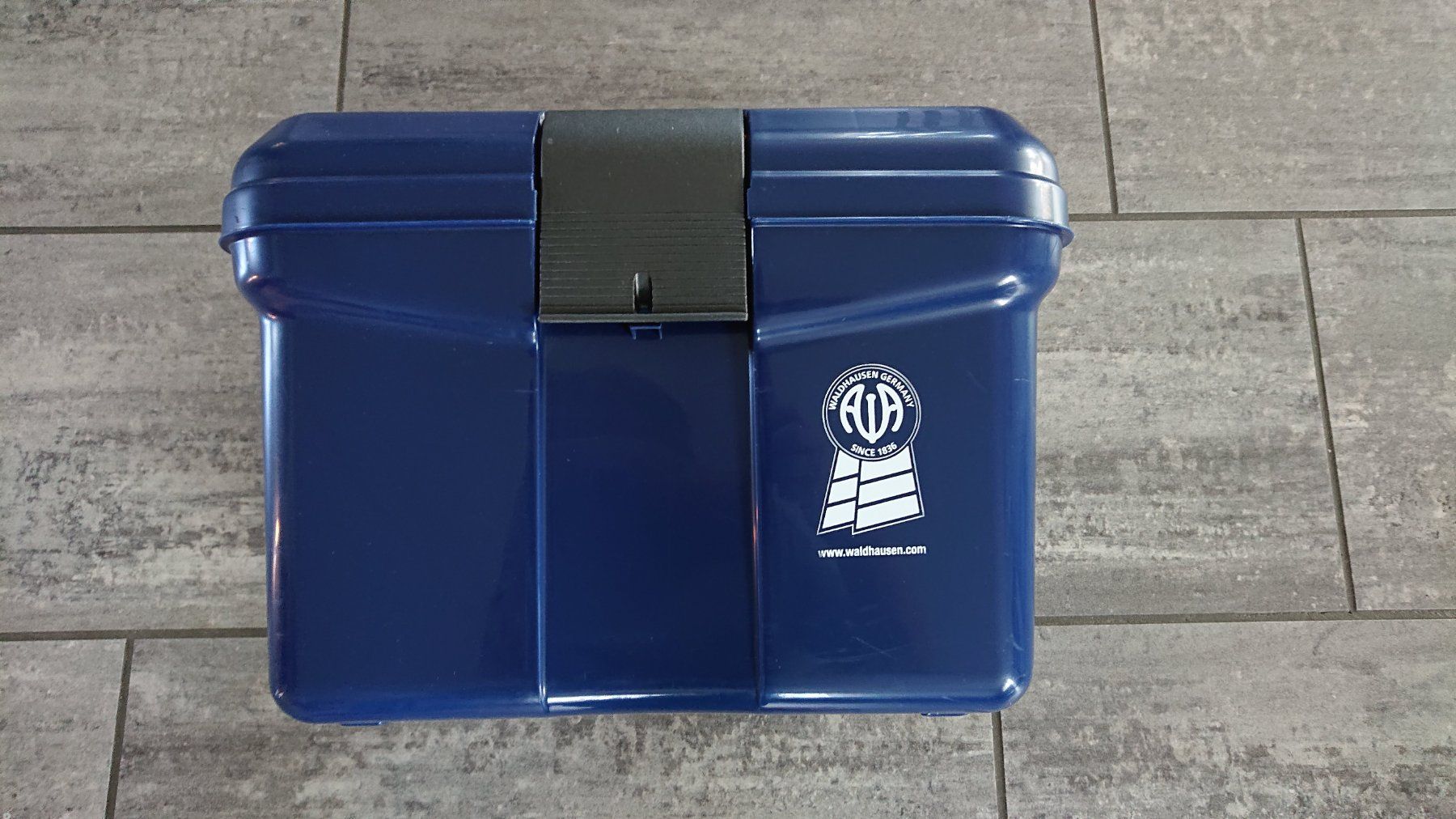 Prodotti per la cura & Articoli per la pulizia: Pferde-Putzbox ECO Waldhausen – Nuovo e nell'imballaggio originale da Villnachern venduto da Yellowbear 3