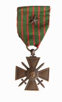Frankreich Croix de Guerre 1914-1917 am Band mit Stern