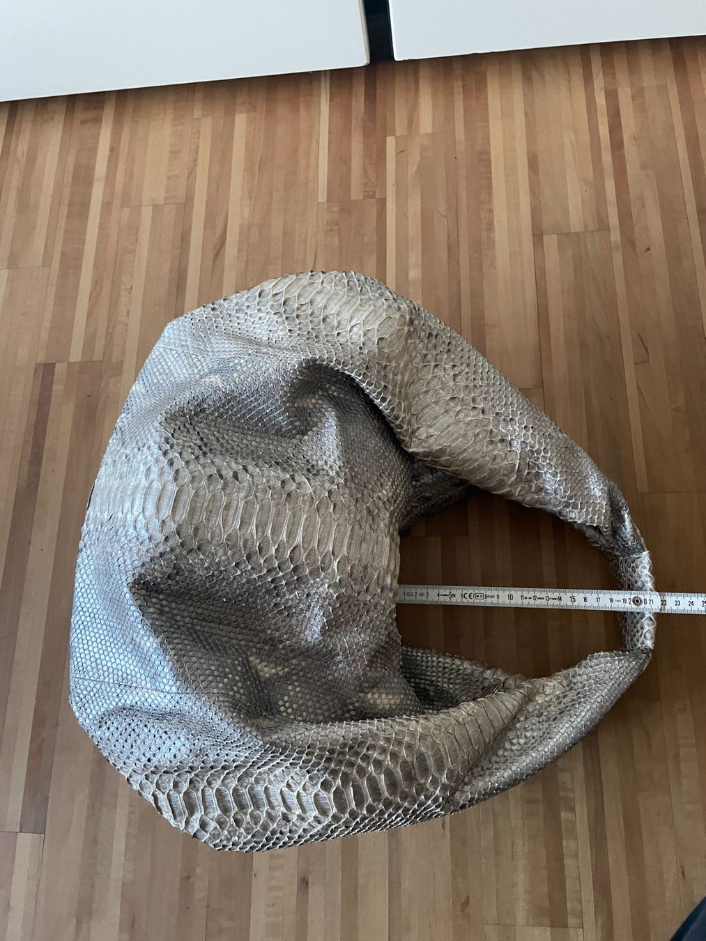 Taschen für Damen: Python Hobo Bag Schlangenleder – Gebraucht aus Zürich von nao_6f5t 4