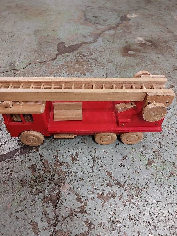 Modellbausätze & Standmodelle: Camion pompier  – Gebraucht aus crissier von dan_sf9h 1
