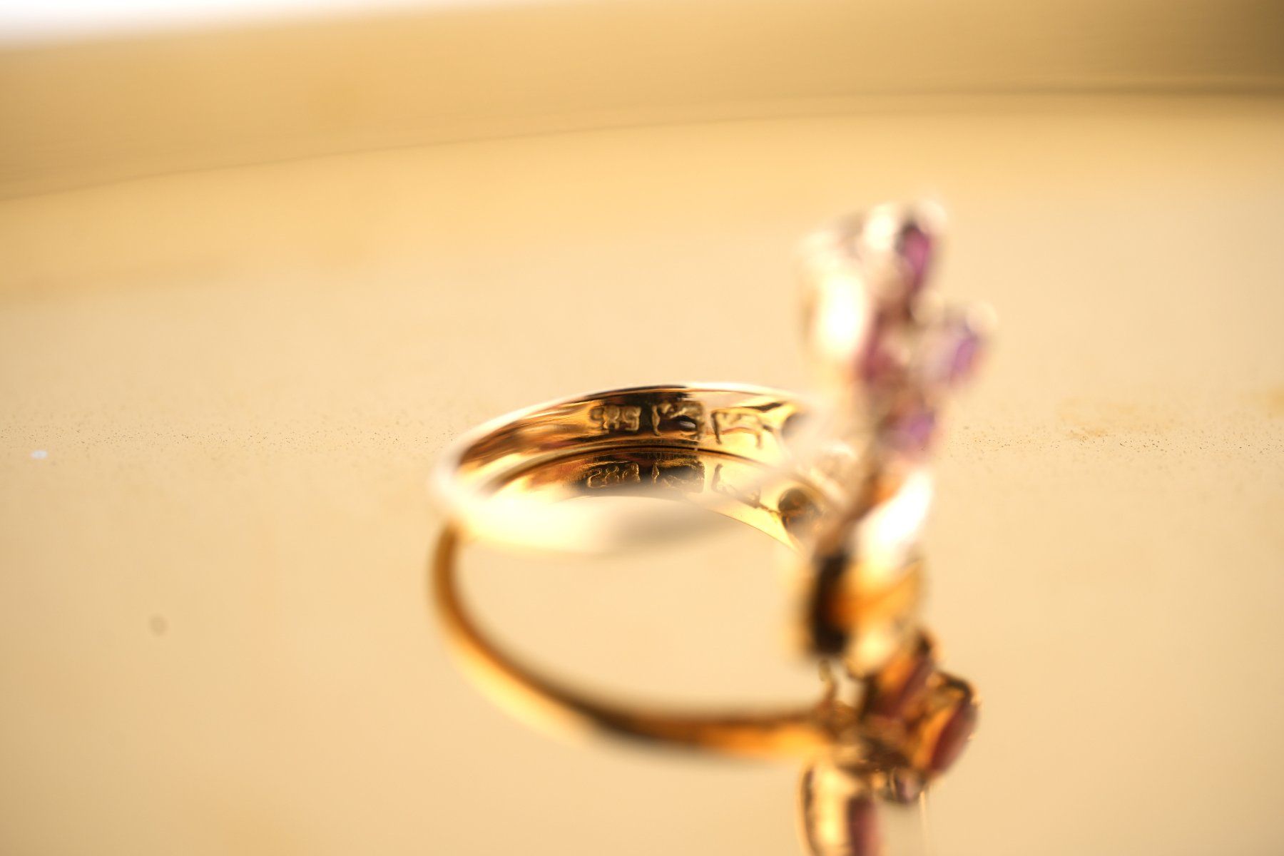 Anelli: Goldring mit Rubinen und Diamanten – Usato da Basel venduto da Vip24 5
