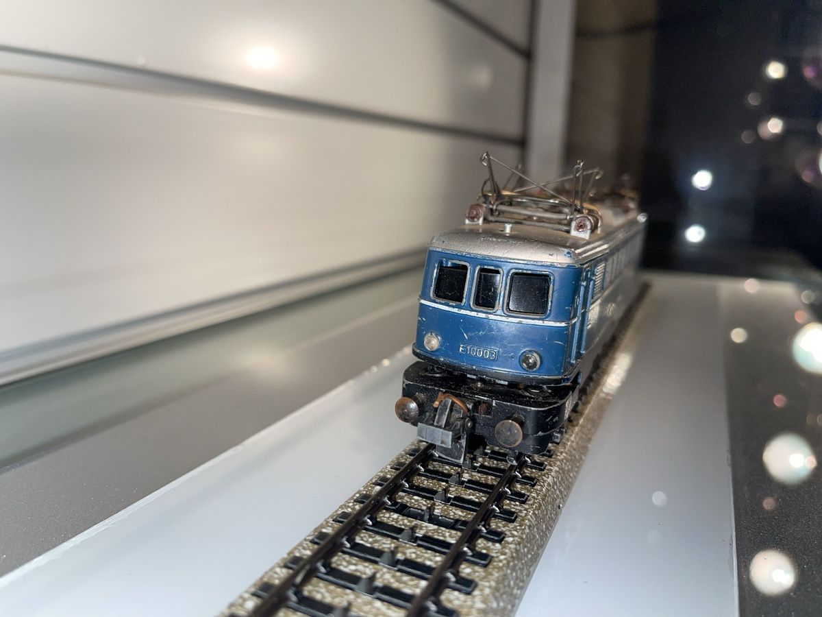 Modellini di ferrovie: Lokomotive E 10003 Trix Express – Usato da Siebnen venduto da speedy63 1