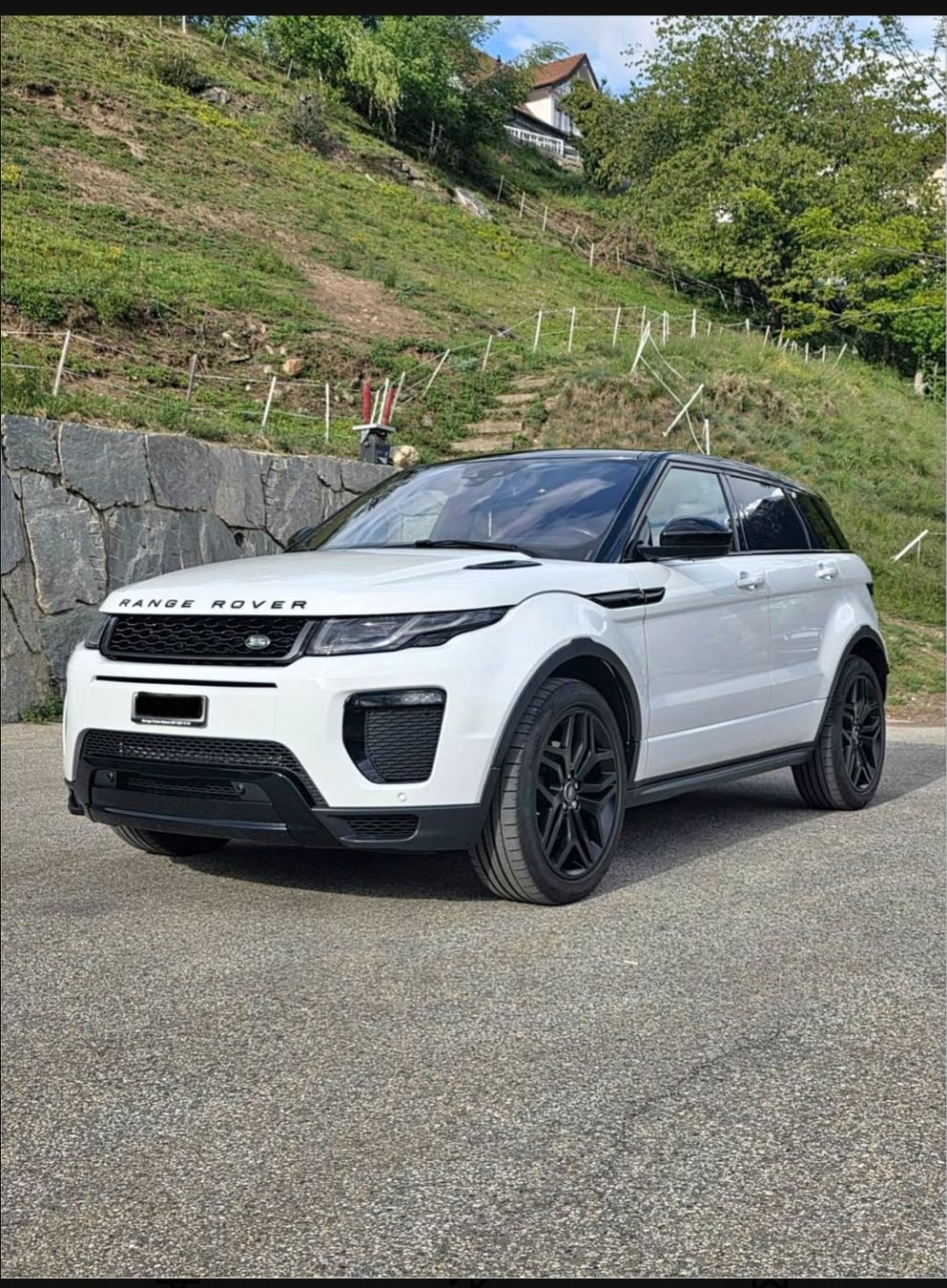 Land Rover Autos: Land Rover RR Evoque 2.0 Si4 HSE Dynamic – Gebraucht aus Mörel von camasaro