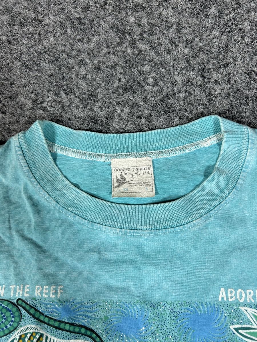 T-shirts: 2000s graphic shirt  – D'occasion à La Sagne NE par Matlasape 1
