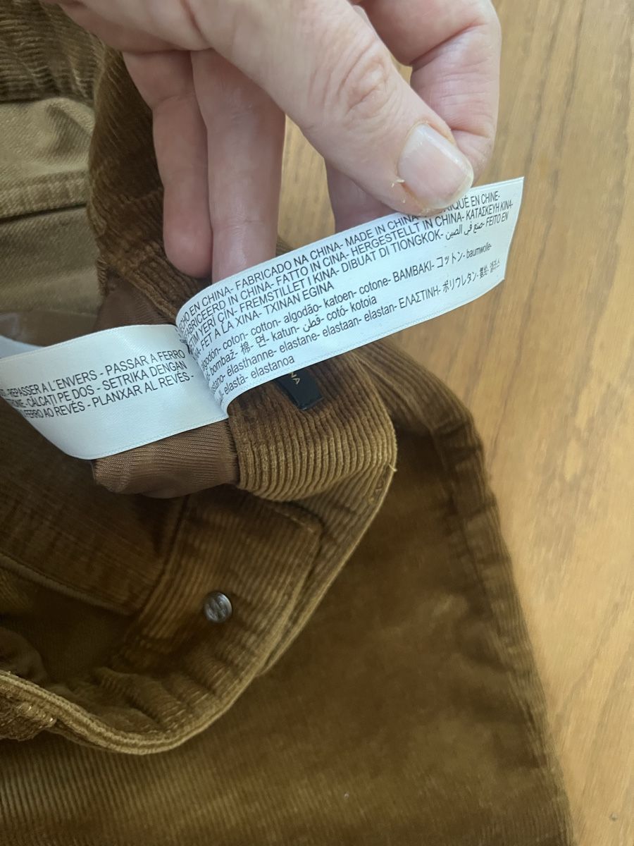 Massimo Dutti Pantaloni: Massimo Dutti Cordhose Gr.36, NEU!!! – Nuovo e nell'imballaggio originale da Wädenswil venduto da Iana32 2