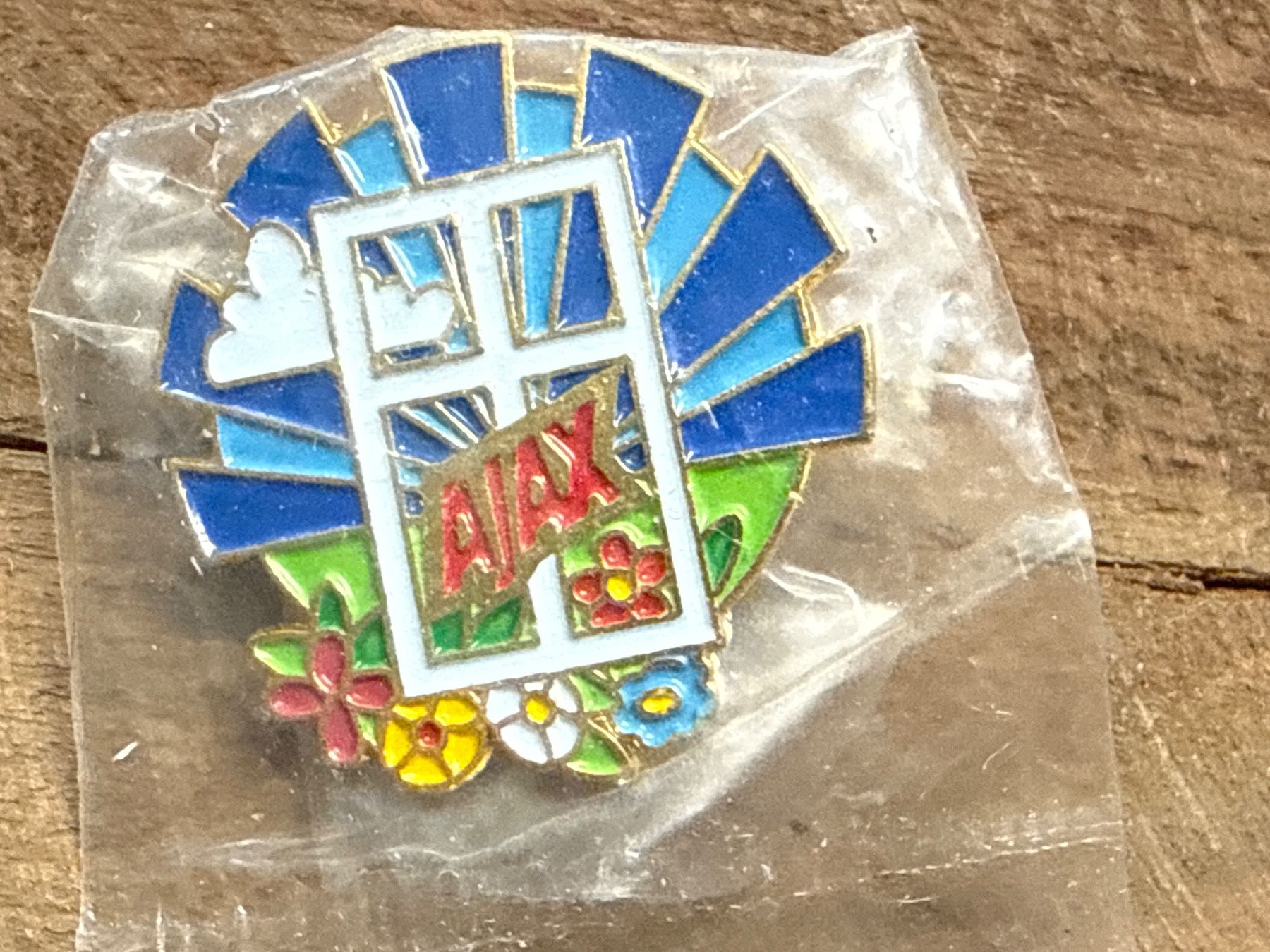Plaquettes & Badges: Pin – D'occasion à Amriswil par used2use