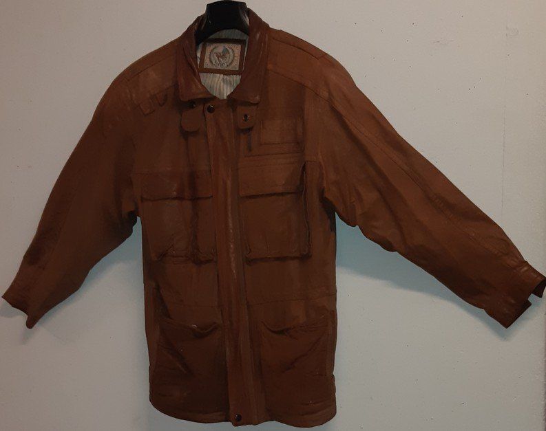 Giacche: Veste cuir taille 50 – Usato da Grimisuat venduto da ducatocook 5